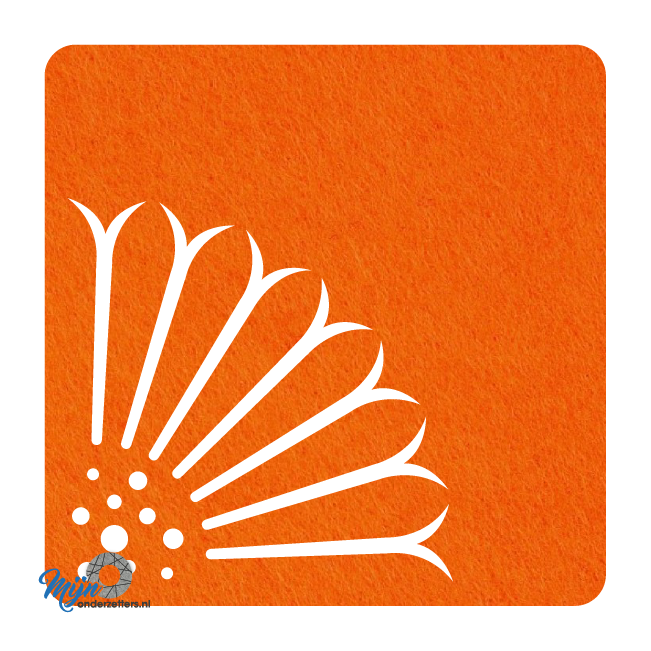 Vierkante vilt onderzetters in de kleur oranje met een zonnebloem motief bij mijnonderzetters.nl webshop
