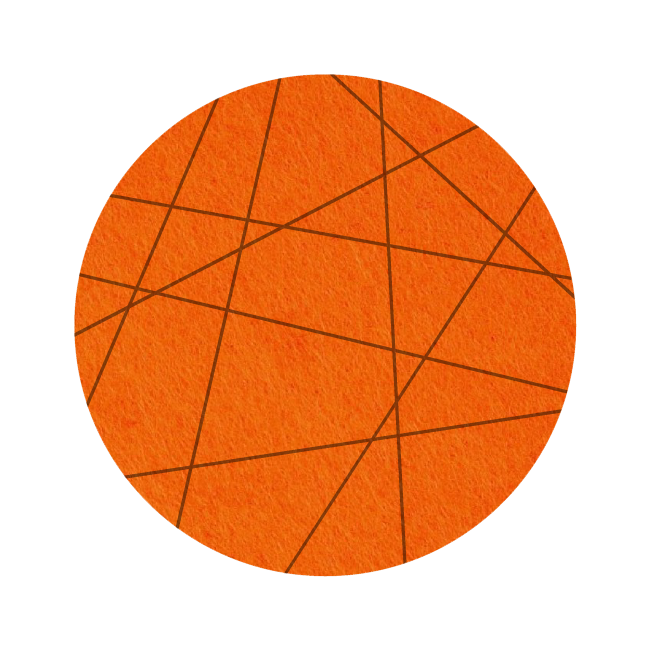Strak vormgegeven ronde vilt onderzetter met lijnen als motief in de kleur oranje bij mijnonderzetters.nl webshop