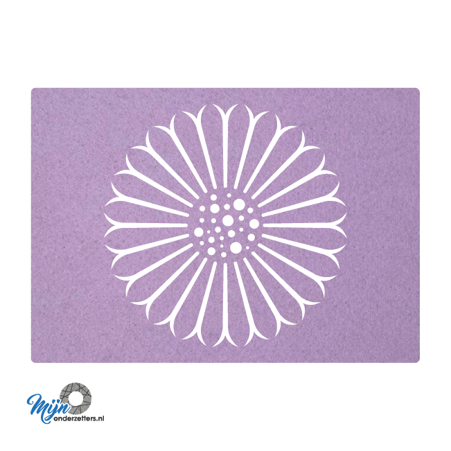 Decoratieve placemat met een zonnebloem motief in de kleur lila van mijnonderzetters.nl