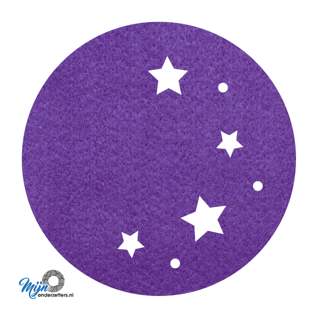 paarse vilt onderzetters met uitgesneden sterrenhemel als vorm van mijnonderzetters.nl webshop