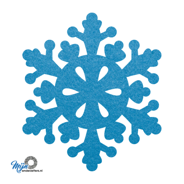 lichtblauwe vilt onderzetters in een sneeuwvlok vorm bij mijnonderzetters.nl webshop